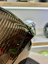 Cargar imagen en el visor de la galería, Casco Integral FIBRA DE CARBÓN Rkt 700 ION Negro Gloss