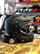 Cargar imagen en el visor de la galería, Casco Oneal Sierra II Doble Propósito Negro Solid