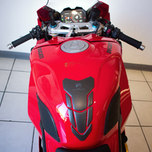 Cargar imagen en el visor de la galería, DUCATI PANIGALE V4 S
