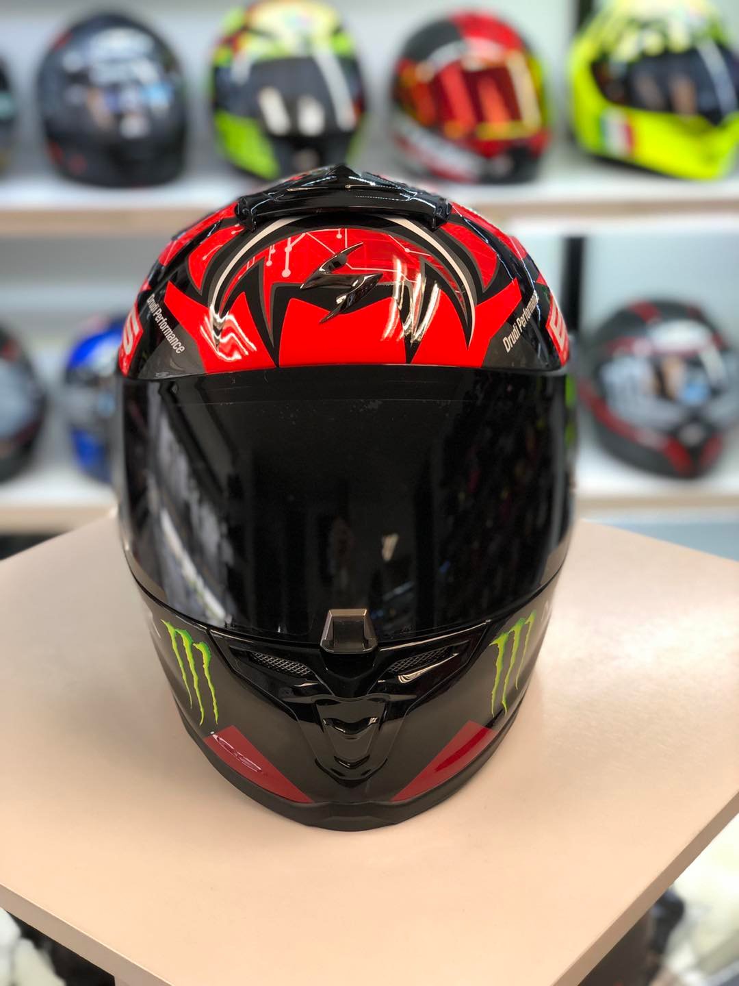 fabio quartararo scorpion helmet EXO-R1 Air (Fabio Monster Replica) Motogp Scorpion Quartararo 2021 MotoGP